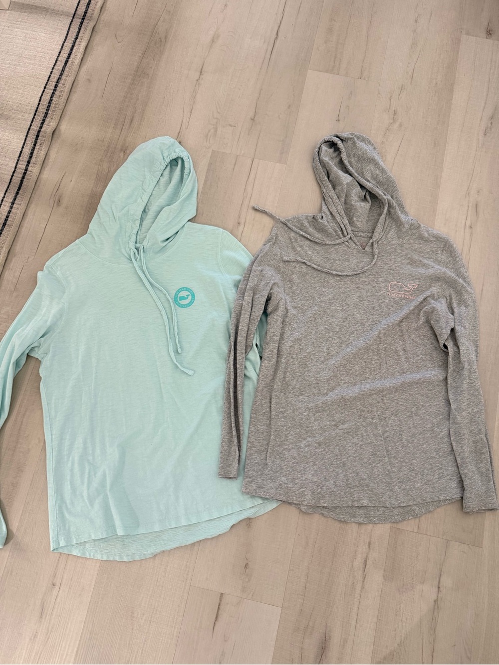 Vineyard Vines Mint & Gray Hooded Long Sleeve Tops-small and medium.